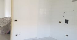 APPARTAMENTO 100mq CON GIARDINO Varcaturo-Viale Pini Nord R35969