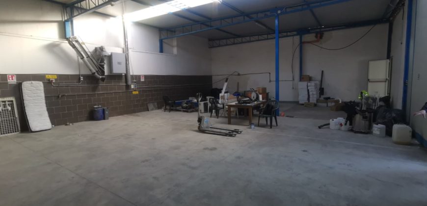 COMPLESSO CAPANNONI ARTIGIANALI Giugliano-Zona Asi R37308