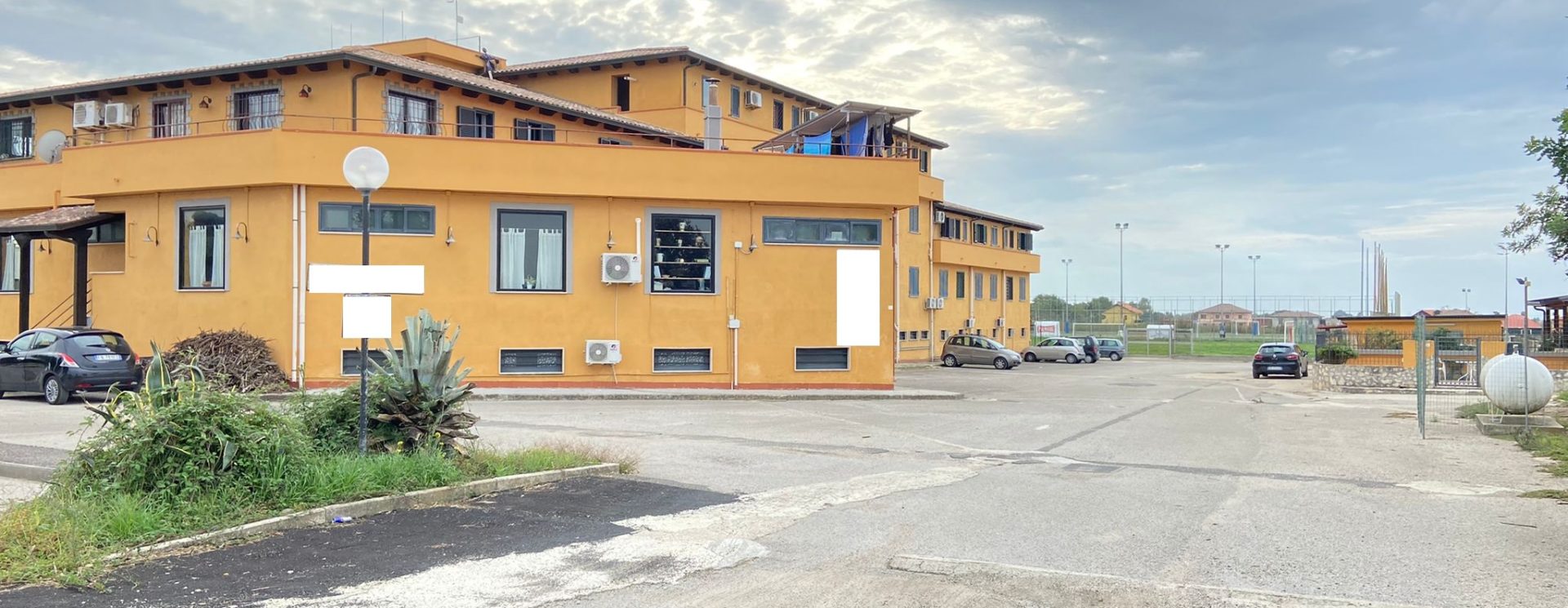 STRUTTURA TURISTICA-RICETTIVA Varcaturo R37711