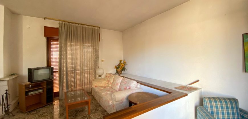 VILLA DA RISTRUTTURARE CON PISCINA IN PARCO Licola Parco Verde R37816