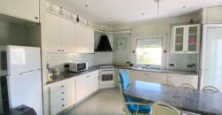 VILLA 2 LIVELLI CON GARAGE IN PARCO Varcaturo-Tagenziale R37902