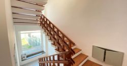 VILLA 2 LIVELLI CON GARAGE IN PARCO Varcaturo-Tagenziale R37902