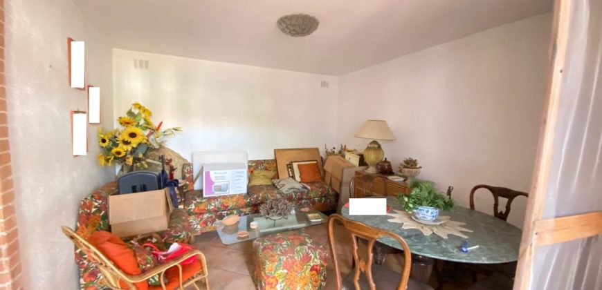VILLA DA RISTRUTTURARE CON PISCINA IN PARCO Licola Parco Verde R37816