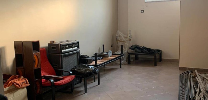 LOCALE COMMERCIALE 70 mq Villaricca Zona Centrale R37590