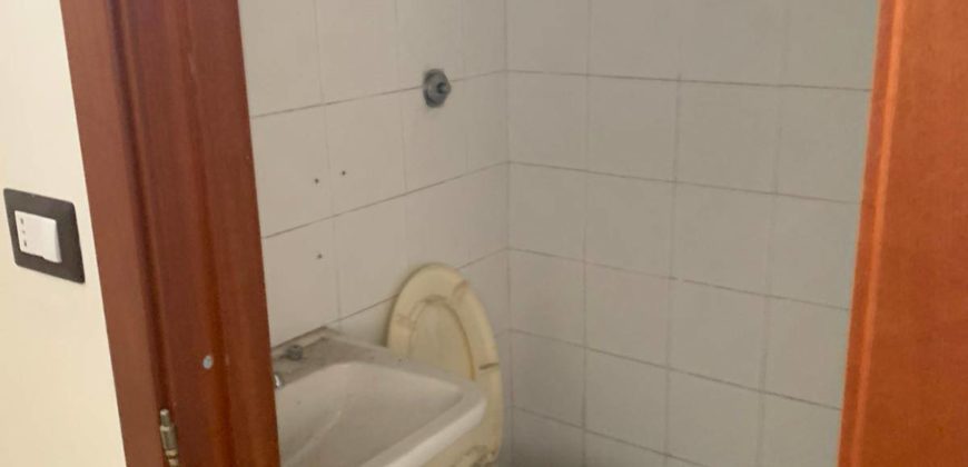 LOCALE COMMERCIALE 70 mq Villaricca Zona Centrale R37590