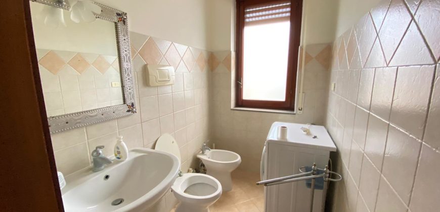 VILLA DA RISTRUTTURARE CON PISCINA IN PARCO Licola Parco Verde R37816
