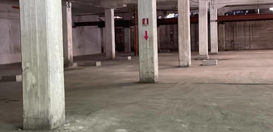 LOCALE USO RIMESSAGGIO Villaggio Coppola Centro R36800