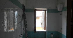 STABILE CON APPARTAMENTI E CAPANNONI Giugliano-Ponte Riccio R37955