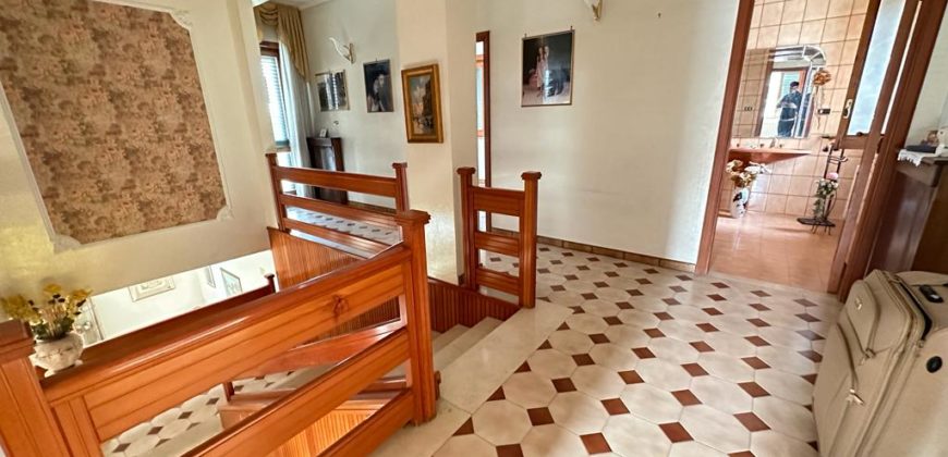 AMPIA VILLA CON GIARDINO Pozzuoli-Via Reginelle R38013