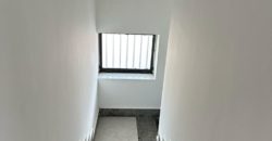 VILLA CON AMPIO GIARDINO IN PARCO Lago Patria R37997