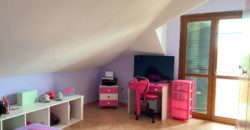 APPARTAMENTO MANSARDATO 90MQ IN PARCO APROVITOLA LAGO PATRIA R38017