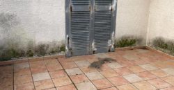 VILLA SINGOLA CON AMPIO GIARDINO VARCATURO VIALE DEI PINI R38030