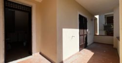 VILLA SINGOLA SU 2 LIVELLI + GARAGE IN PARCO LAGO PATRIA R37939