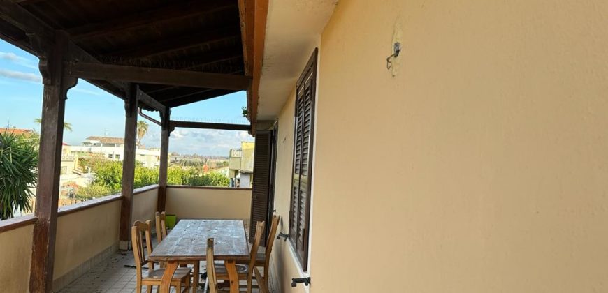 APPARTAMENTO 180MQ CON TERRAZZO Varcaturo-Via Carrafiello R38062