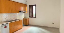 VILLA SU 3 LIVELLI+GARAGE IN PARCO LAGO PATRIA-Via Lago Patria R38044