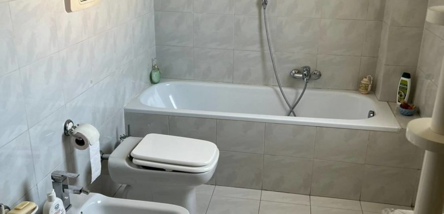 VILLA SINGOLA IN PARCO Varcaturo-Zona Centrale R38041