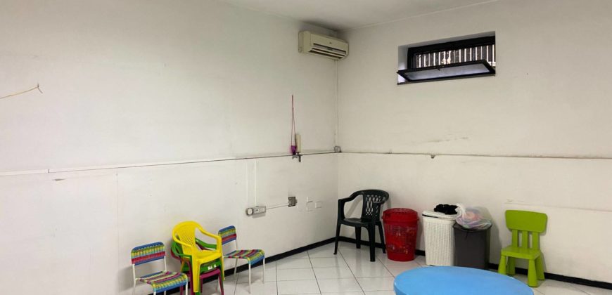 LOCALE USO DEPOSITO 55mq  GIUGLIANO R38014