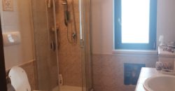 VILLA SU 2 LIVELLI+PISCINA  VARCATURO-VIA MADONNA DEL PANTANO R36934