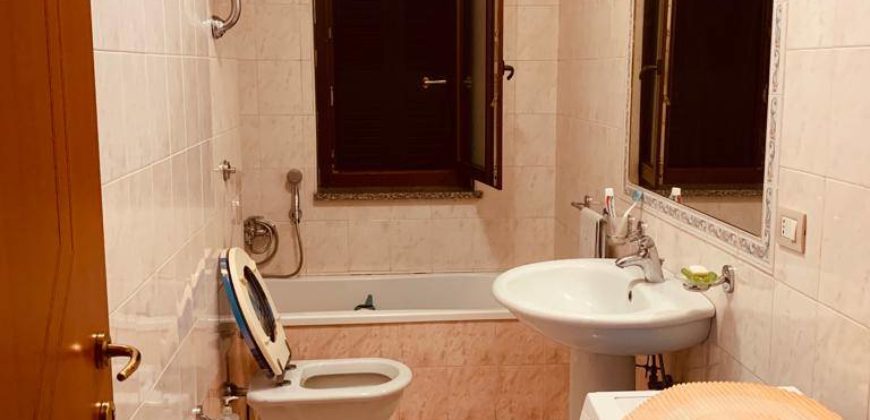 APP 90mq IN PARCO LAGO PATRIA VIA STAFFETTA R37998