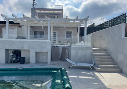 VILLA PANORAMICA DI LUSSO CON PISCINA Lago Patria-Parco Miralago