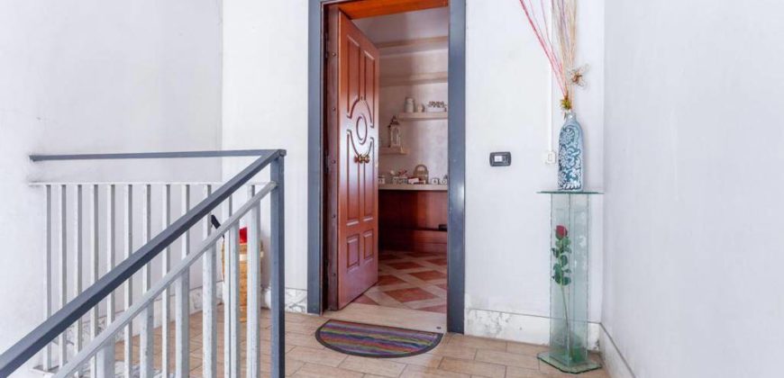 APP 190MQ+TERRAZZO GIUGLIANO VIA MARCHESELLA R38112