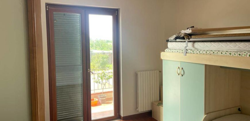 APP 140MQ CON 300MQ DI SPAZIO ESTERNO VARCATURO VIA RIPUARIA R38149