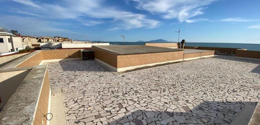 VILLA MONO-LIVELLO DA RISTRUTTURARE VILLAGGIO COPPOLA R38123