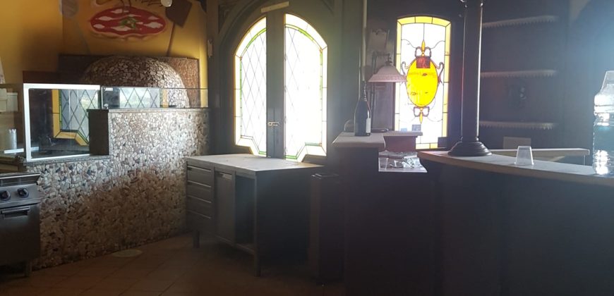CESSIONE ATTIVITA’ RISTORANTE-PIZZERIA Licola-Via S.Nullo