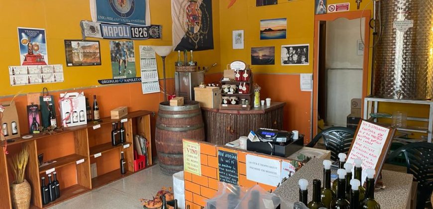 CESSIONE ATTIVITA’ COMMERCIALE ENOTECA Lago Patria-Via Staffetta