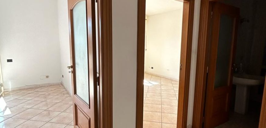 VILLA SINGOLA 2 LIVELLI+GARAGE Licola-Zona Impero