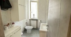 VILLA CON PISCINA IN PARCO Varcaturo-Tangenziale