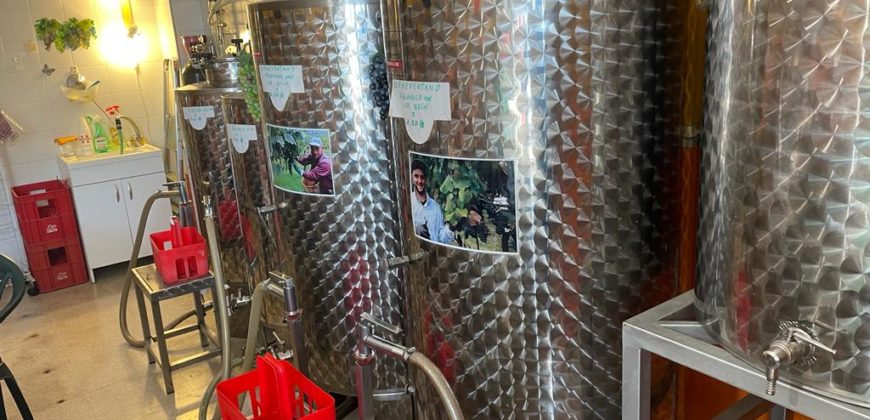 CESSIONE ATTIVITA’ COMMERCIALE ENOTECA Lago Patria-Via Staffetta