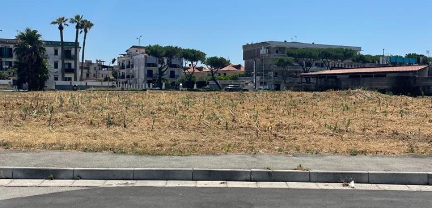 TERRENO AGRICOLO 3.800MQ Lago Patria-Fronte Strada