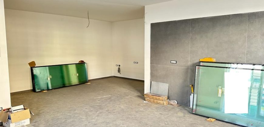 NUOVA COSTRUZIONE APPARTAMENTO CON GIARDINO E PISCINA Carinaro-Gricignano