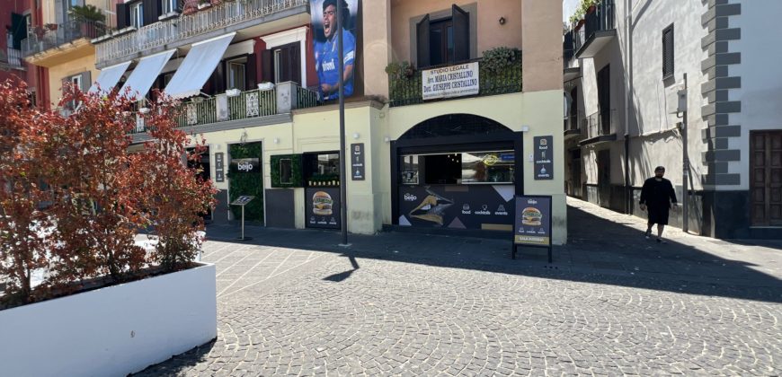 CESSIONE PUB”BEIJO” Pozzuoli-Centro Storico