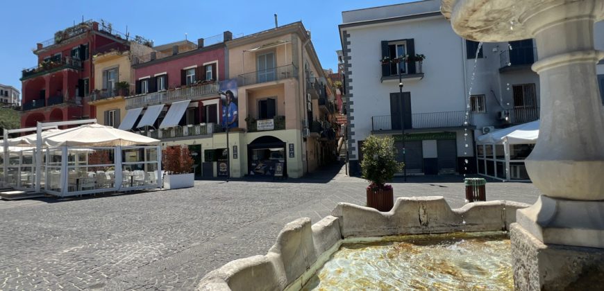 CESSIONE PUB”BEIJO” Pozzuoli-Centro Storico