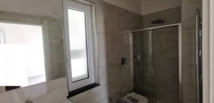 APPARTAMENTO 105 MQ CON TERRAZZO Varcaturo-Centro