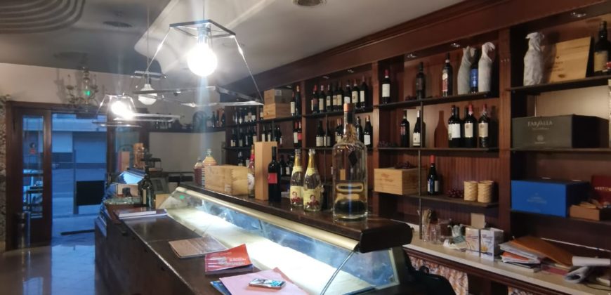 CESSIONE ATTIVITA’ BAR/VINERIA Licola-Via San Nullo