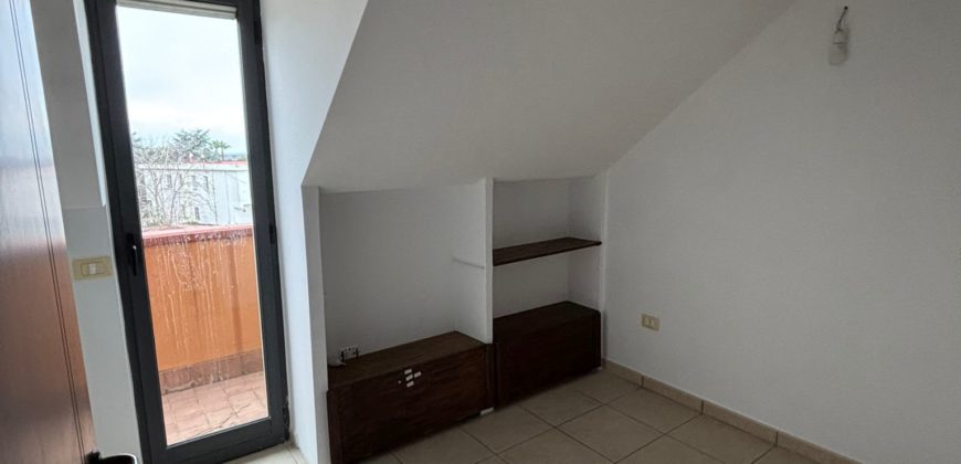 APPARTAMENTO DUPLEX 112 MQ Lago Patria-Parco Jery