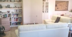 VILLA CON PISCINA Varcaturo