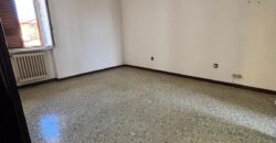 VILLA A SCHIERA DA RISTRUTTURARE Lago Patria-P.Co Gabbiano Azzurro