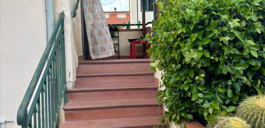AMPIA VILLA USO INVESTIMENTO Varcaturo-P.Co Marecasa