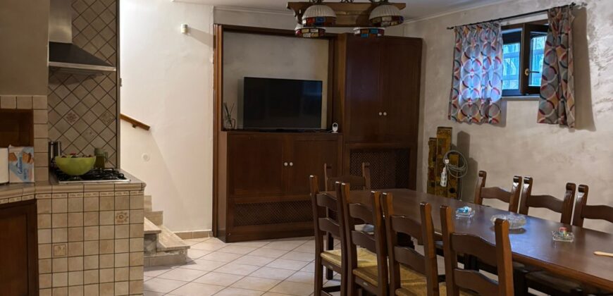AMPIA VILLA USO INVESTIMENTO Varcaturo-P.Co Marecasa