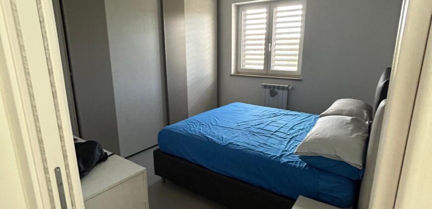 APPARTAMENTO CON TERRAZZO Quarto-P.Co Le Canfore