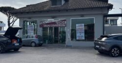 LOCALE COMMERCIALE Varcaturo-Centro