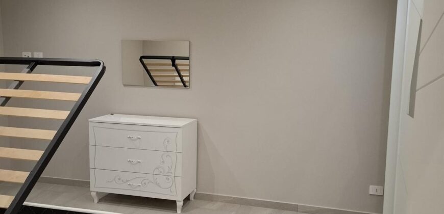 LUSSUOSA VILLA CON PISCINA Varcaturo-Viale Dei Pini Nord