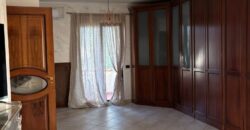 AMPIA VILLA USO INVESTIMENTO Varcaturo-P.Co Marecasa