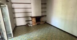 VILLA A SCHIERA DA RISTRUTTURARE Lago Patria-P.Co Gabbiano Azzurro