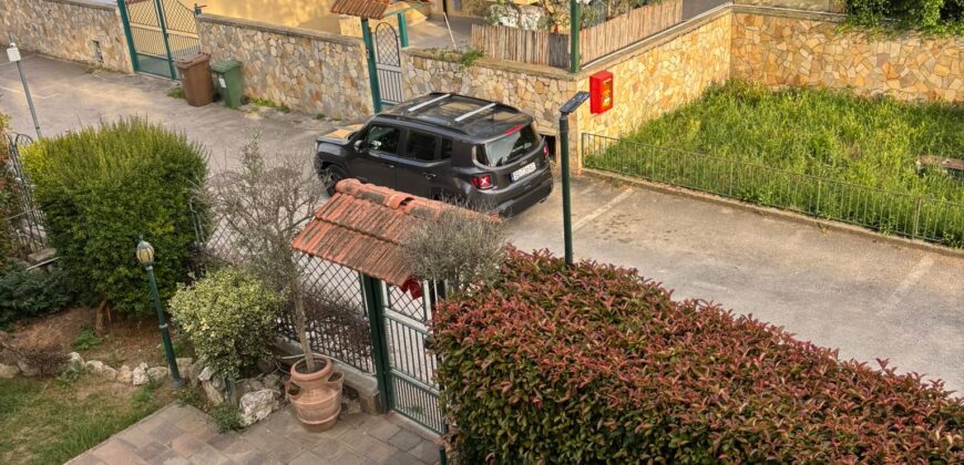 AMPIA VILLA USO INVESTIMENTO Varcaturo-P.Co Marecasa