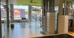 LOCALE COMMERCIALE Varcaturo-Centro